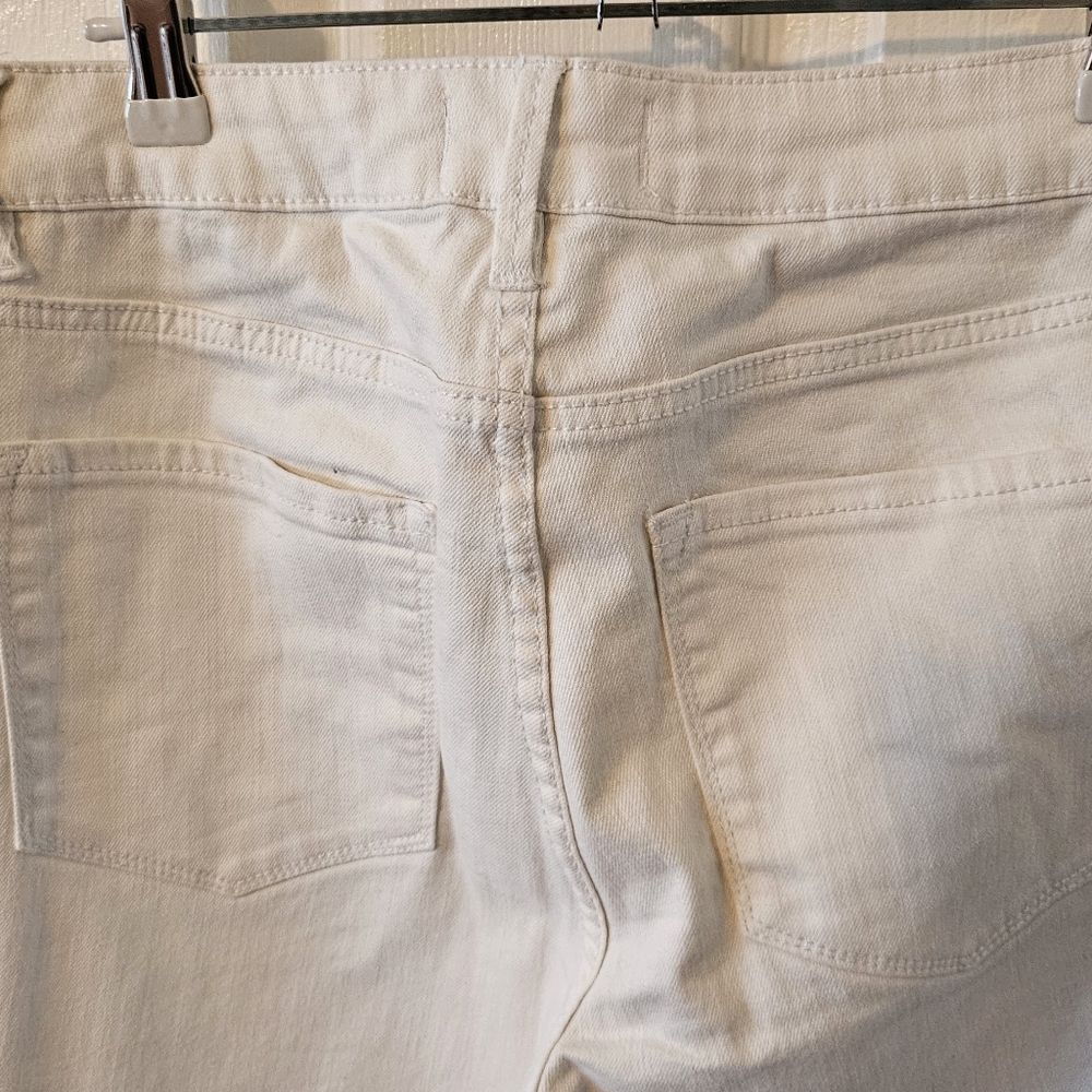 Rachel Roy white denim, size 29 - Picture 2 of 4